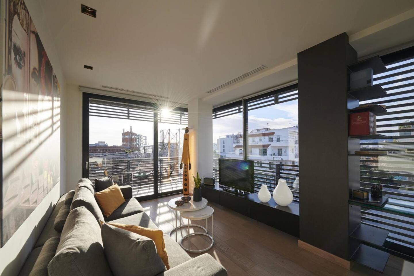 Ma Maison Nο 4, Downtown Loft , Short Walk To Acropolis, Ultra High Speed Internet 500 Mbps, Parking Upon Request, 1' From Metro Station Athén Kültér fotó