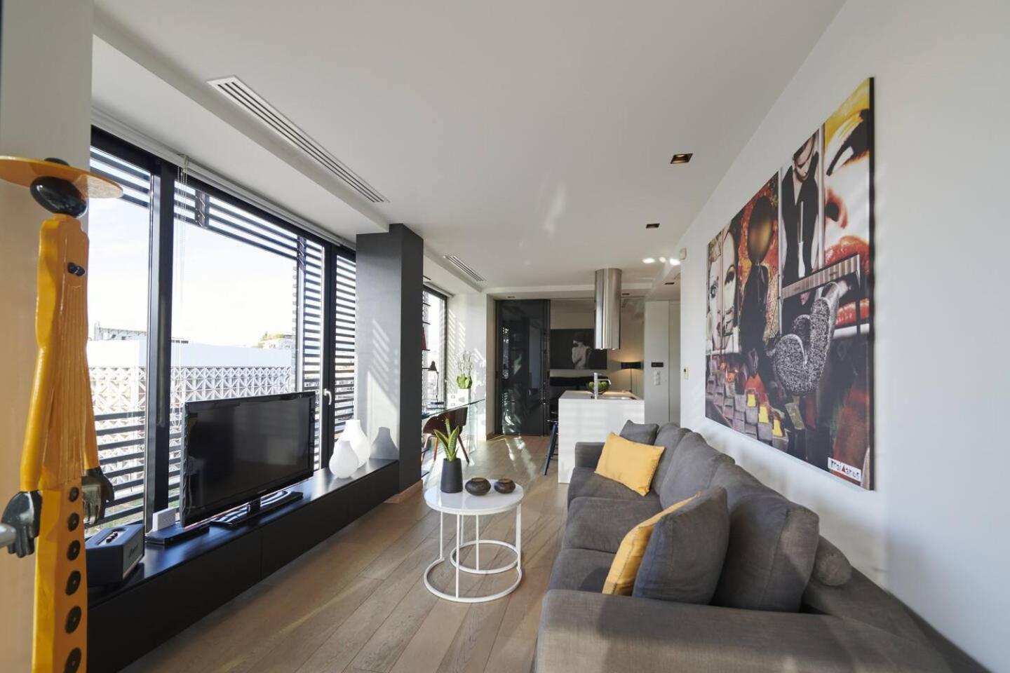 Ma Maison Nο 4, Downtown Loft , Short Walk To Acropolis, Ultra High Speed Internet 500 Mbps, Parking Upon Request, 1' From Metro Station Athén Kültér fotó