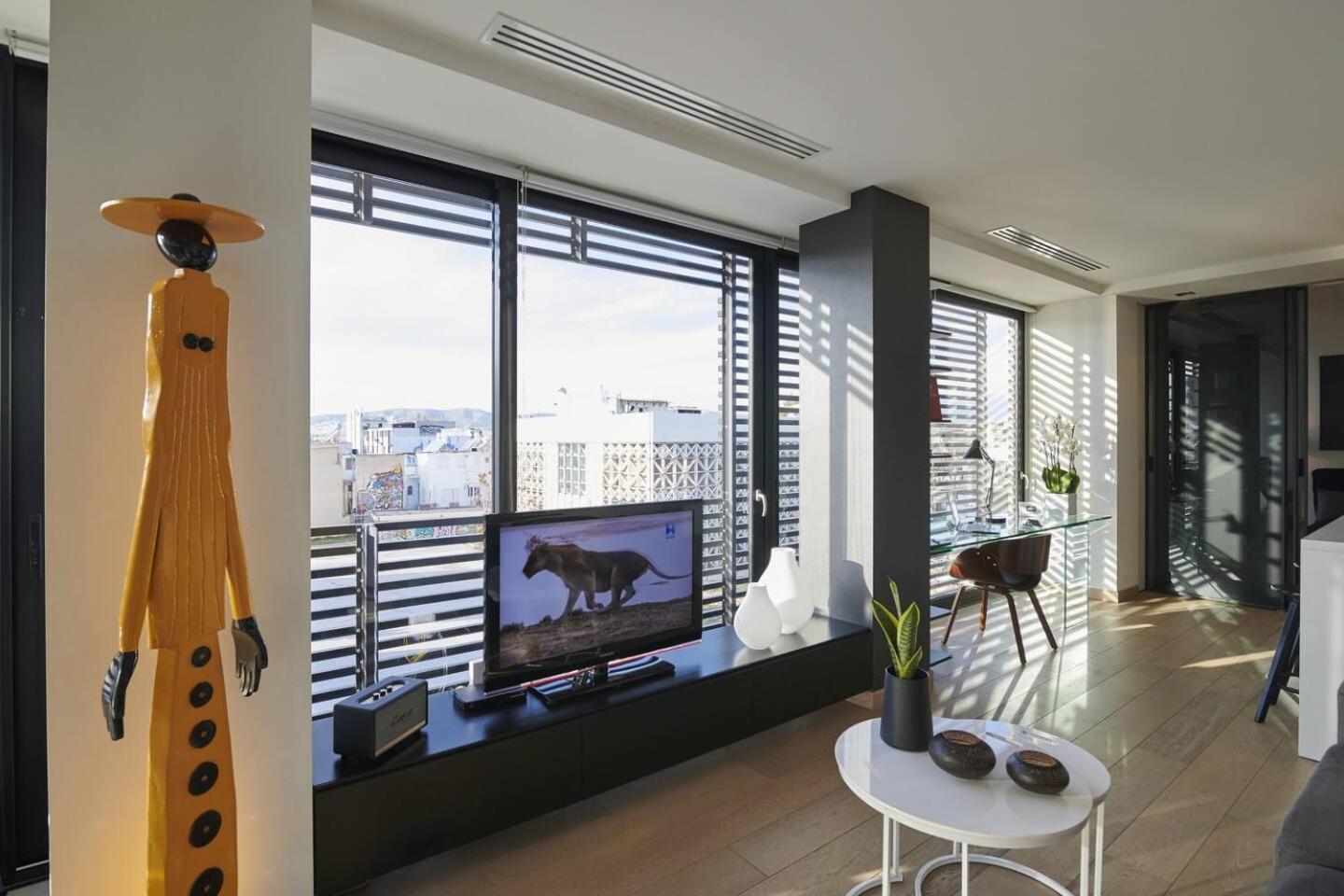 Ma Maison Nο 4, Downtown Loft , Short Walk To Acropolis, Ultra High Speed Internet 500 Mbps, Parking Upon Request, 1' From Metro Station Athén Kültér fotó