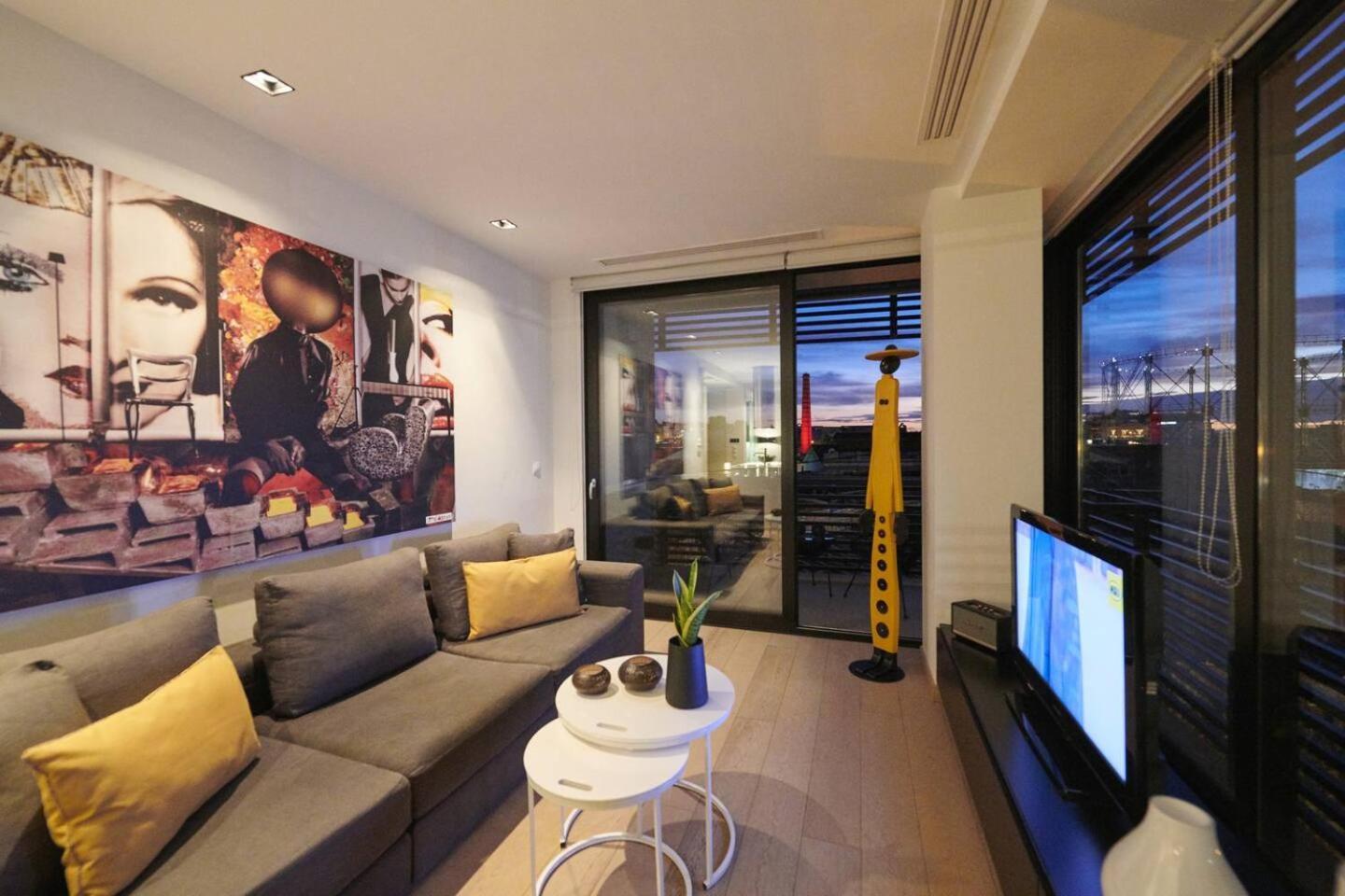 Ma Maison Nο 4, Downtown Loft , Short Walk To Acropolis, Ultra High Speed Internet 500 Mbps, Parking Upon Request, 1' From Metro Station Athén Kültér fotó