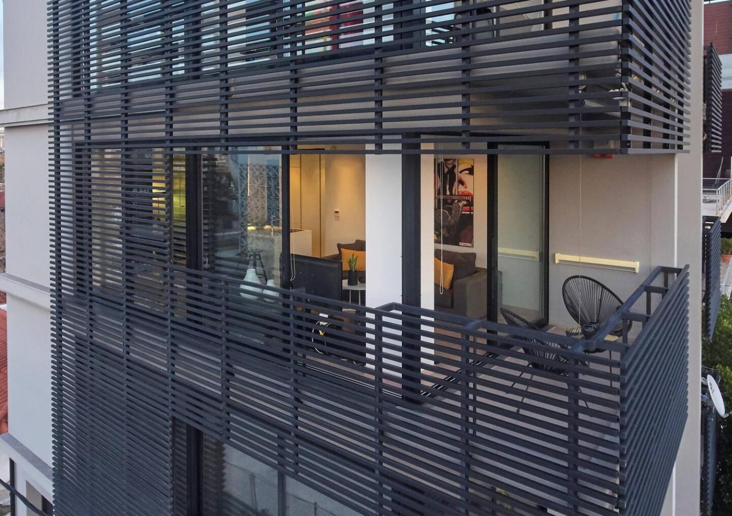 Ma Maison Nο 4, Downtown Loft , Short Walk To Acropolis, Ultra High Speed Internet 500 Mbps, Parking Upon Request, 1' From Metro Station Athén Kültér fotó